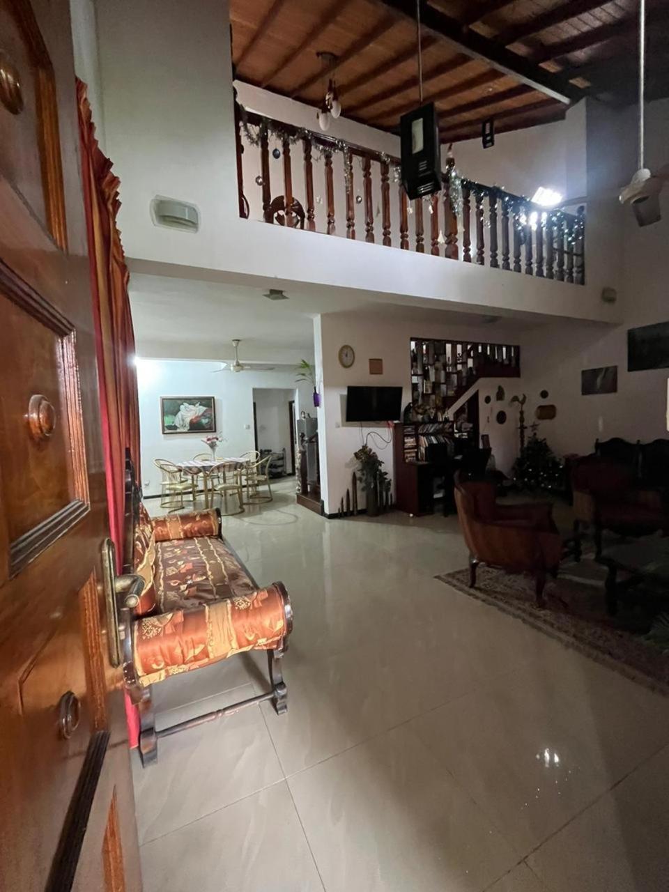 Leisure Home كولمبو المظهر الخارجي الصورة